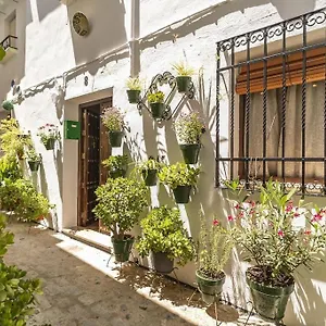 villa-casa-con-patio-y-terraza-en-barrio-de-la.es-andalucia.com/